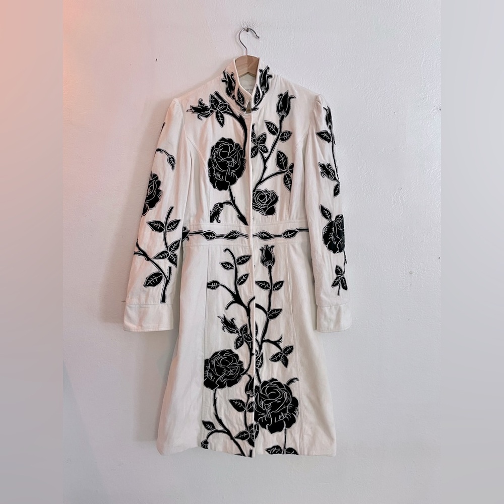 NEWPORT NEWS Floral Velvet Trench